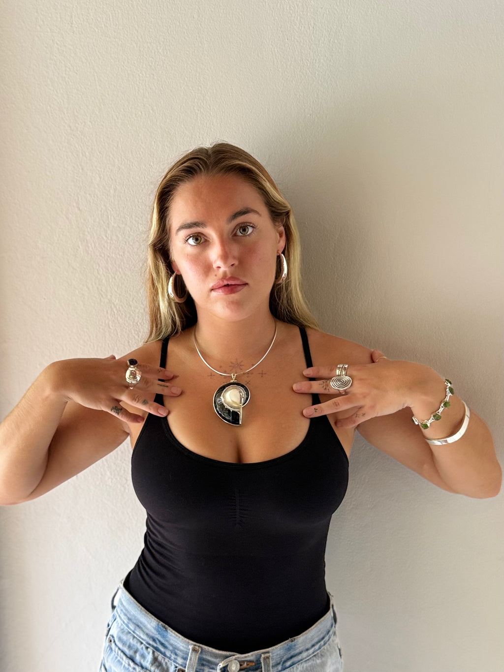 Black Solara Shell Necklace